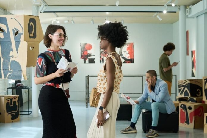 discussing-new-expositions-gallery_274679-55609